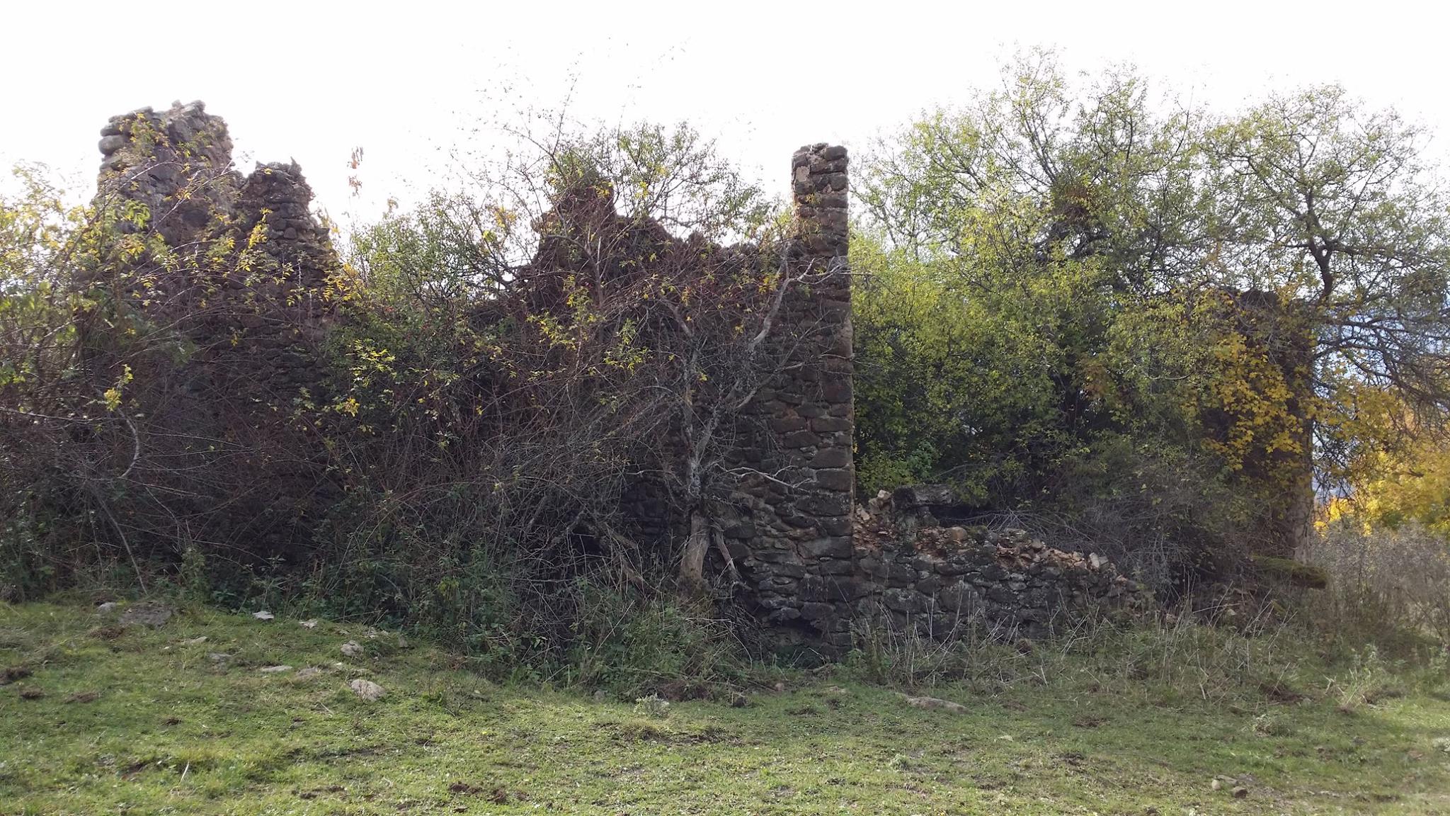 Restes de la bastide d'Eygrires